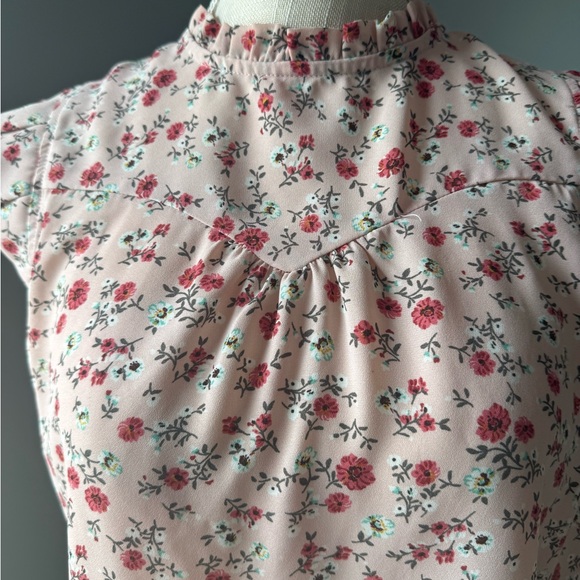Monteau Blush Floral Ruffle Sleeve Blouse - Picture 3 of 5